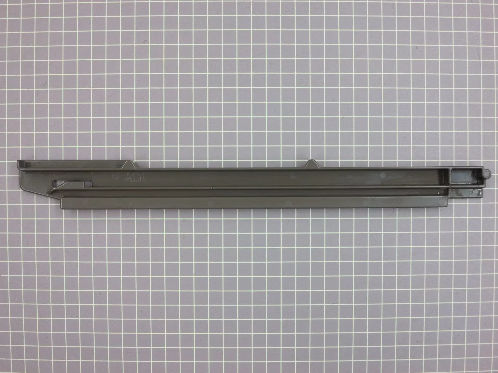 (LH) Drawer Slide Rail WR17X2240(Used)